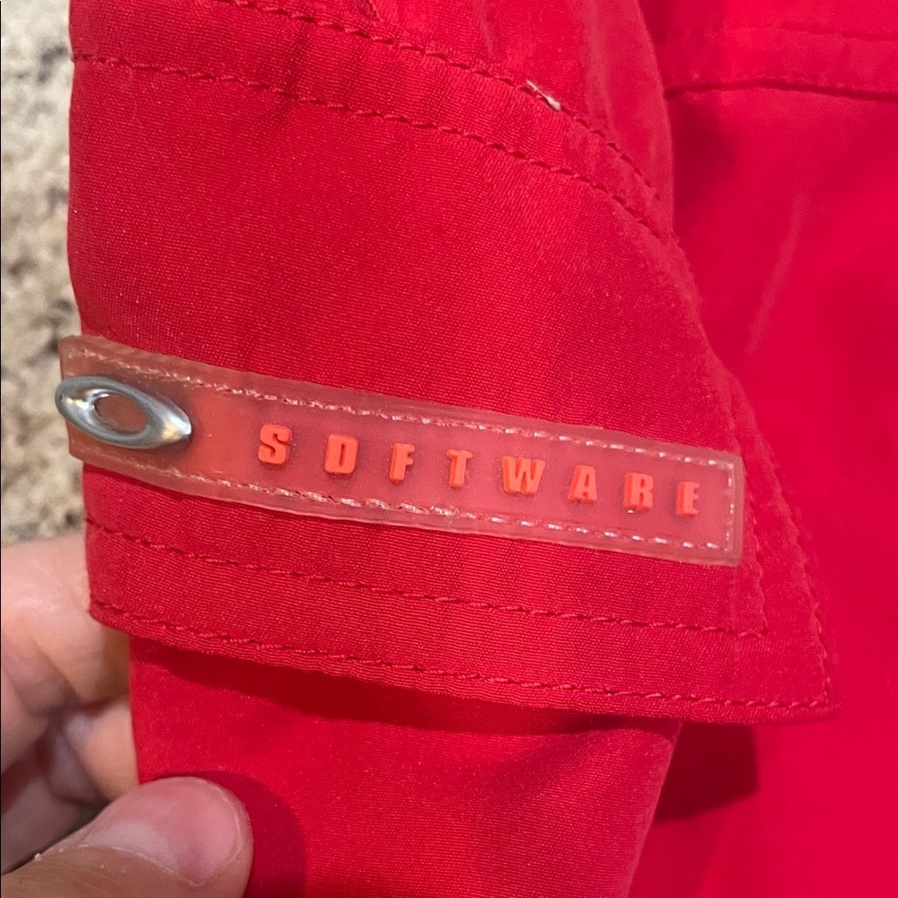 Oakley Men's Vibrant Red Cargo Shorts - Picture 5 of 5